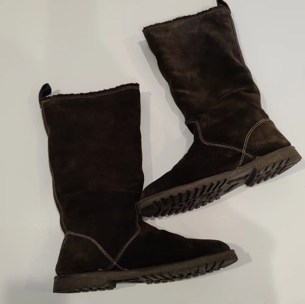 American Eagle Brown Suede Tall Fleece Boots